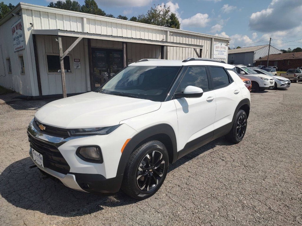 2022 Chevrolet Trailblazer Image 2
