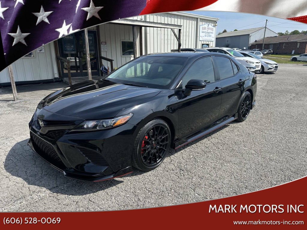 2024 Toyota Camry Image 1