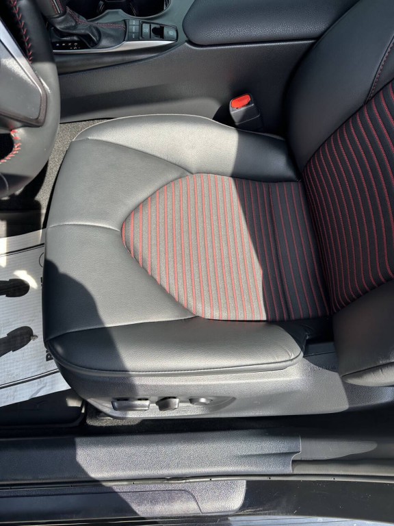2024 Toyota Camry Image 21