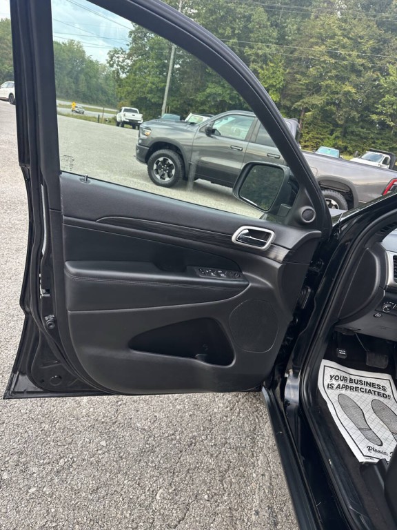 2021 Jeep Grand Cherokee Image 25