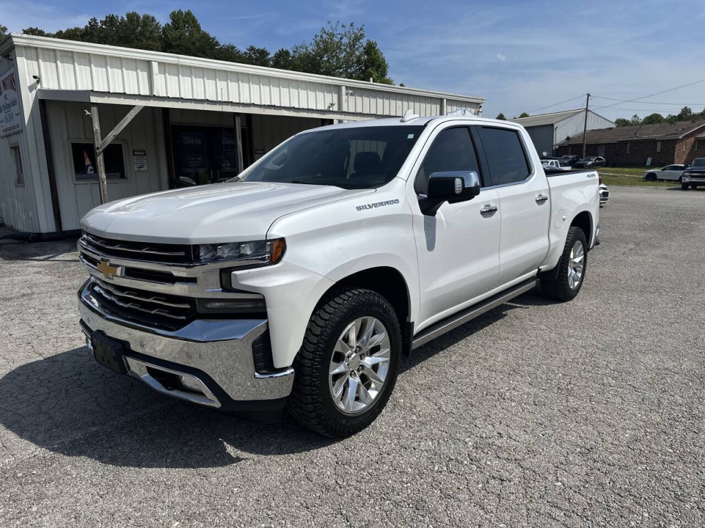 2020 Chevrolet Silverado 1500 Image 2
