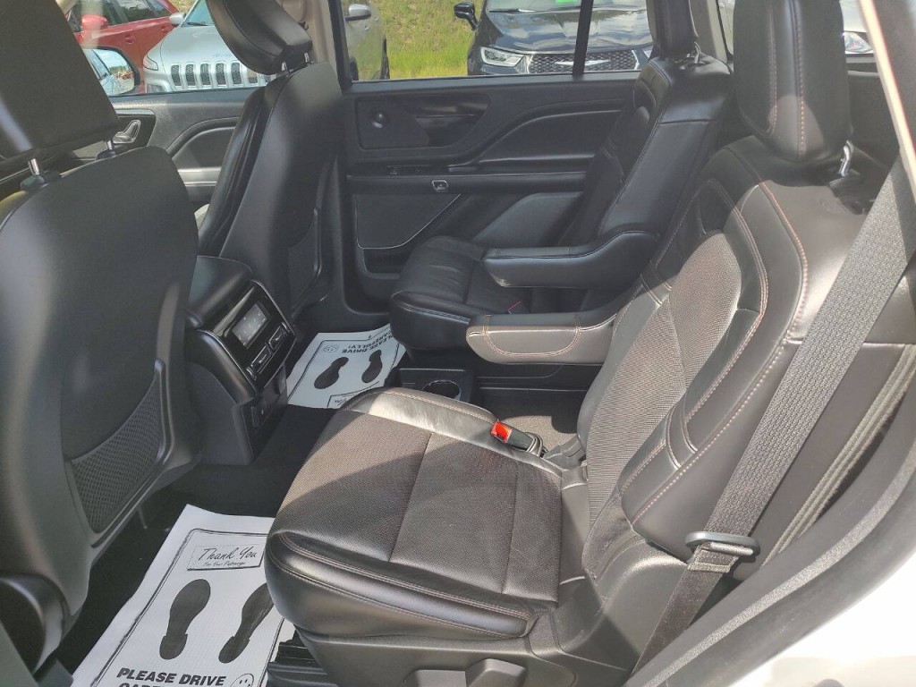 2022 Lincoln Aviator Image 23