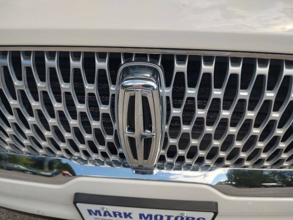 2022 Lincoln Aviator Image 17