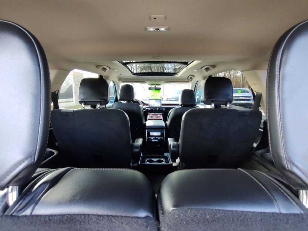 2022 Lincoln Aviator Image 48