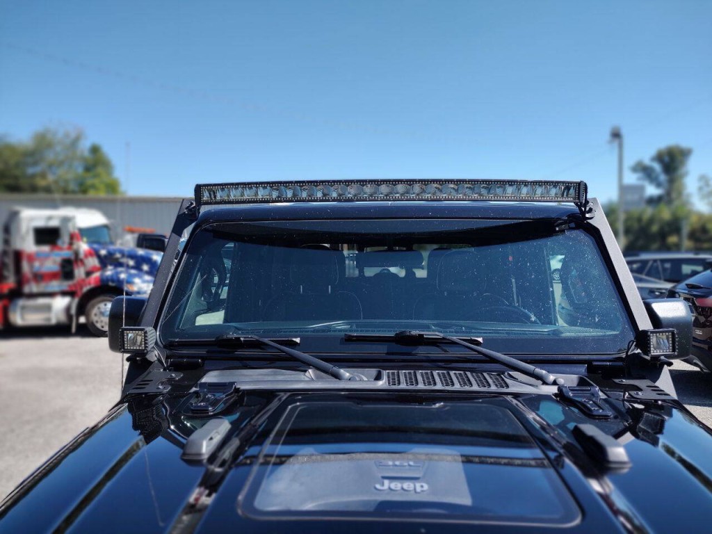 2021 Jeep Gladiator Image 13