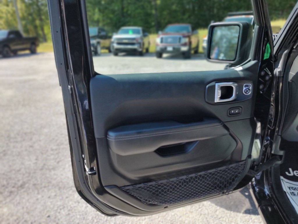 2021 Jeep Gladiator Image 30