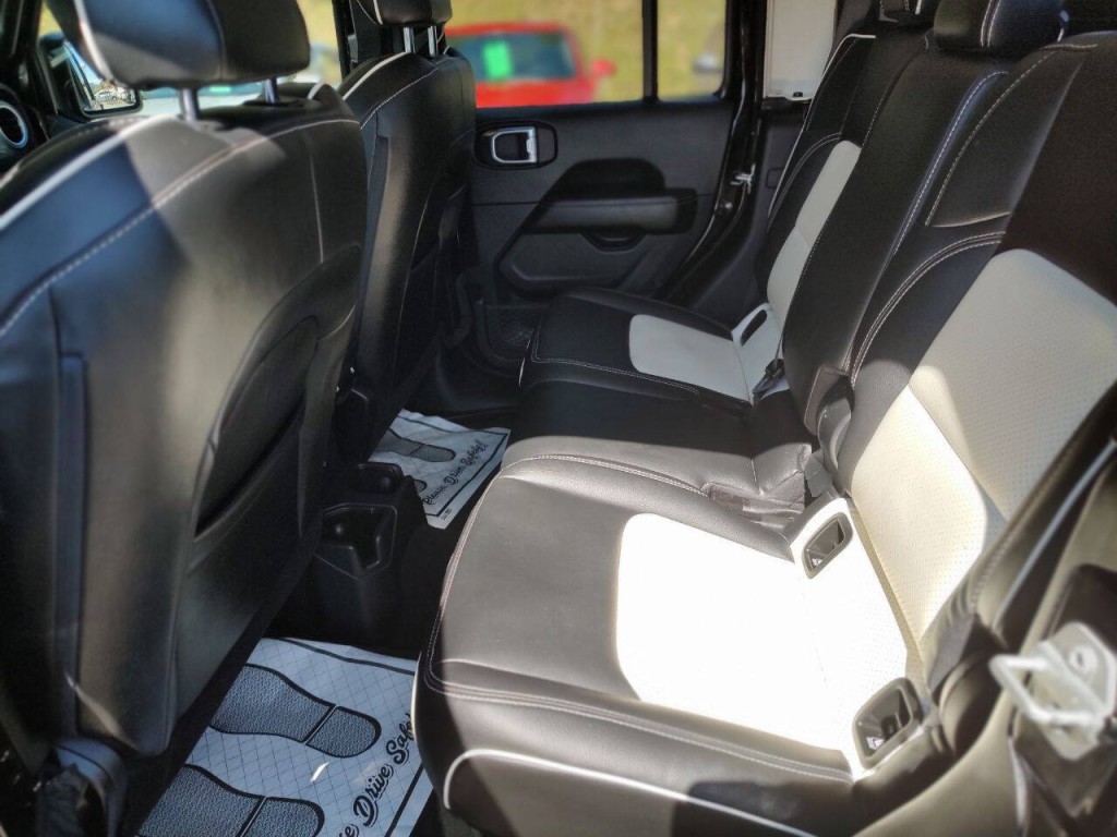 2021 Jeep Gladiator Image 31