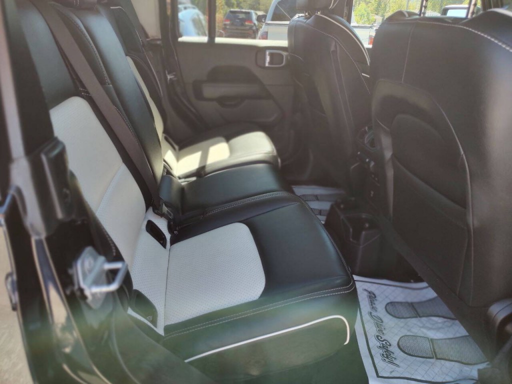 2021 Jeep Gladiator Image 35