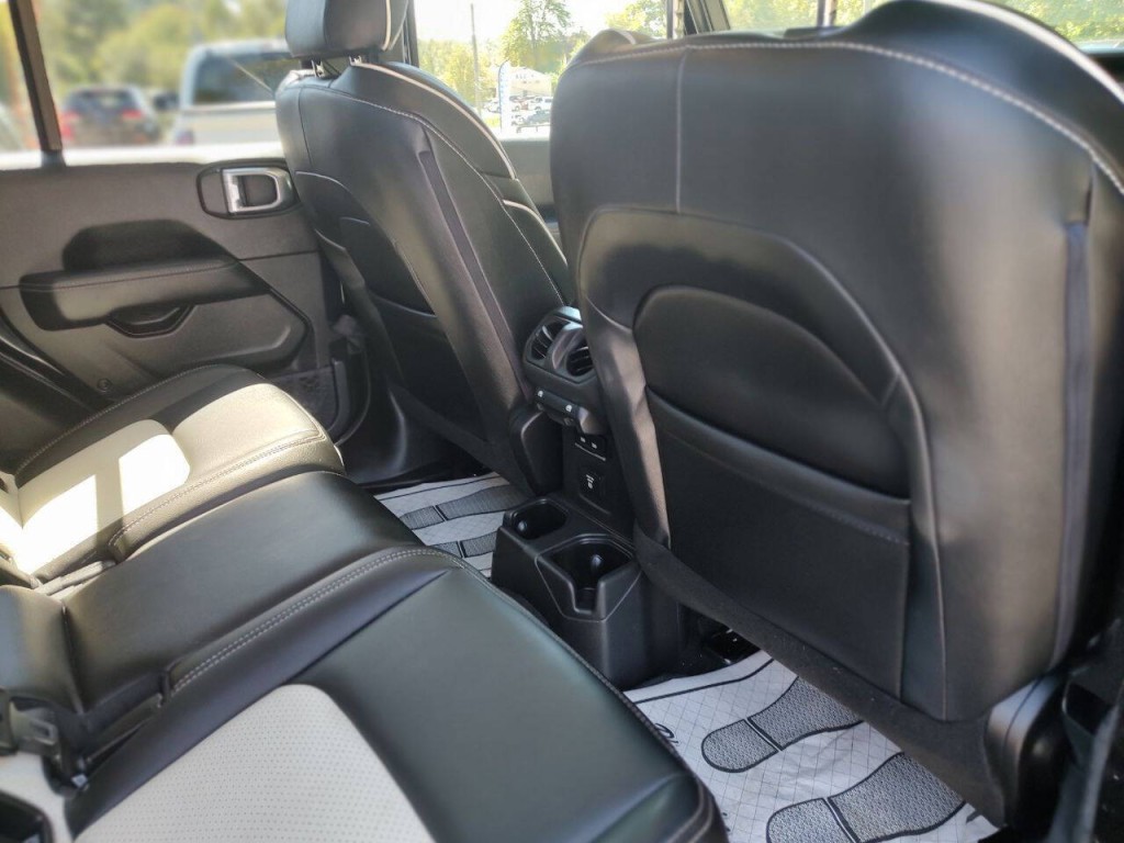 2021 Jeep Gladiator Image 36