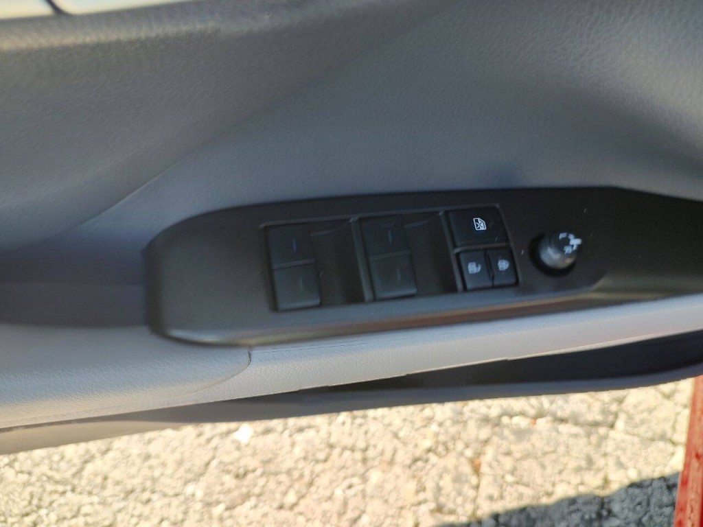 2023 Toyota Camry Image 17