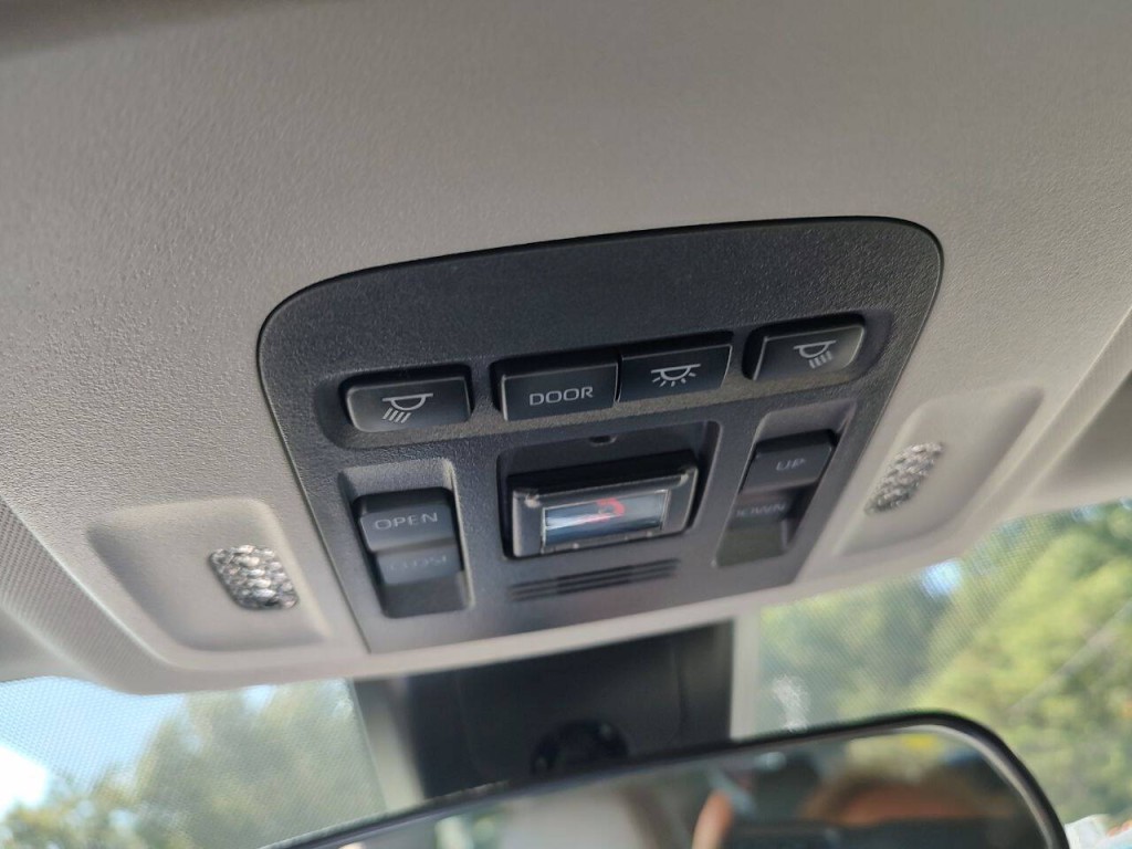 2023 Toyota Camry Image 30