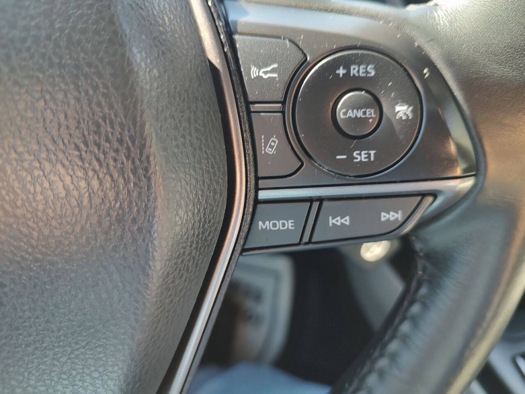 2023 Toyota Camry Image 39