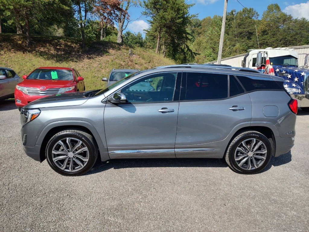 2019 GMC Terrain Image 9