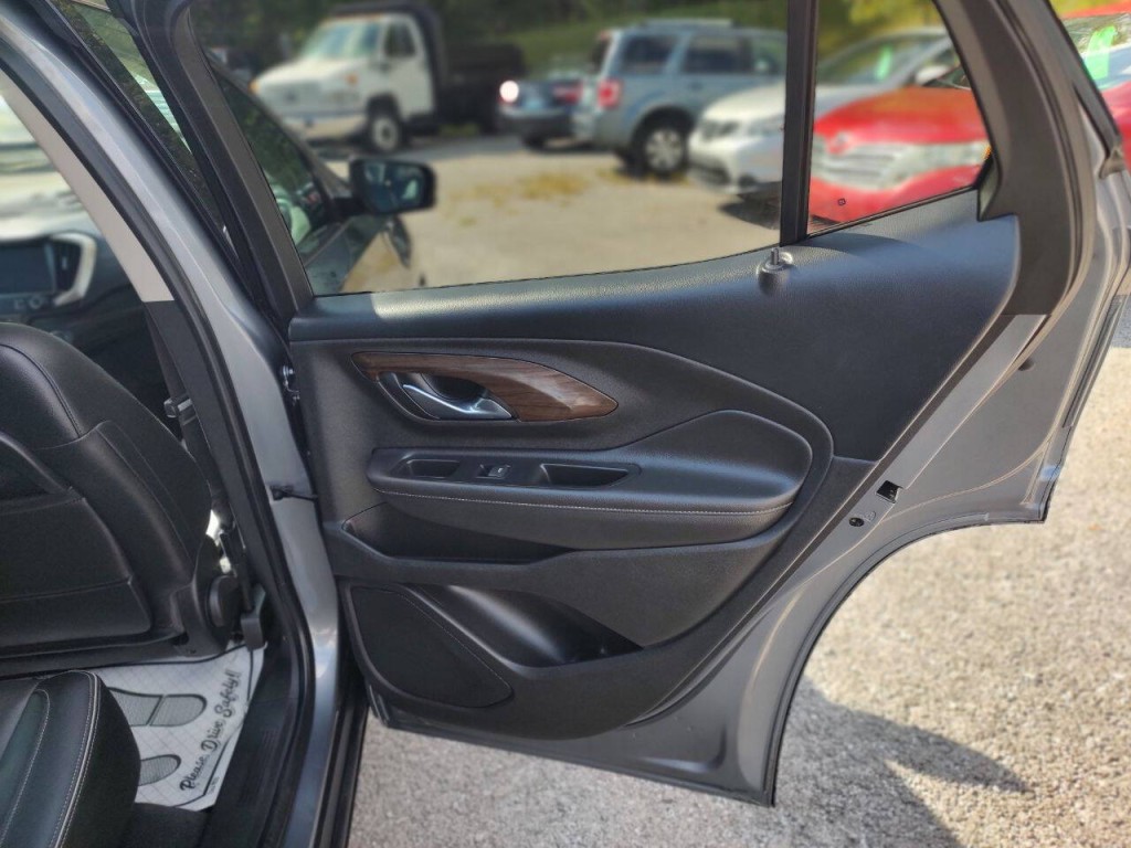 2019 GMC Terrain Image 36