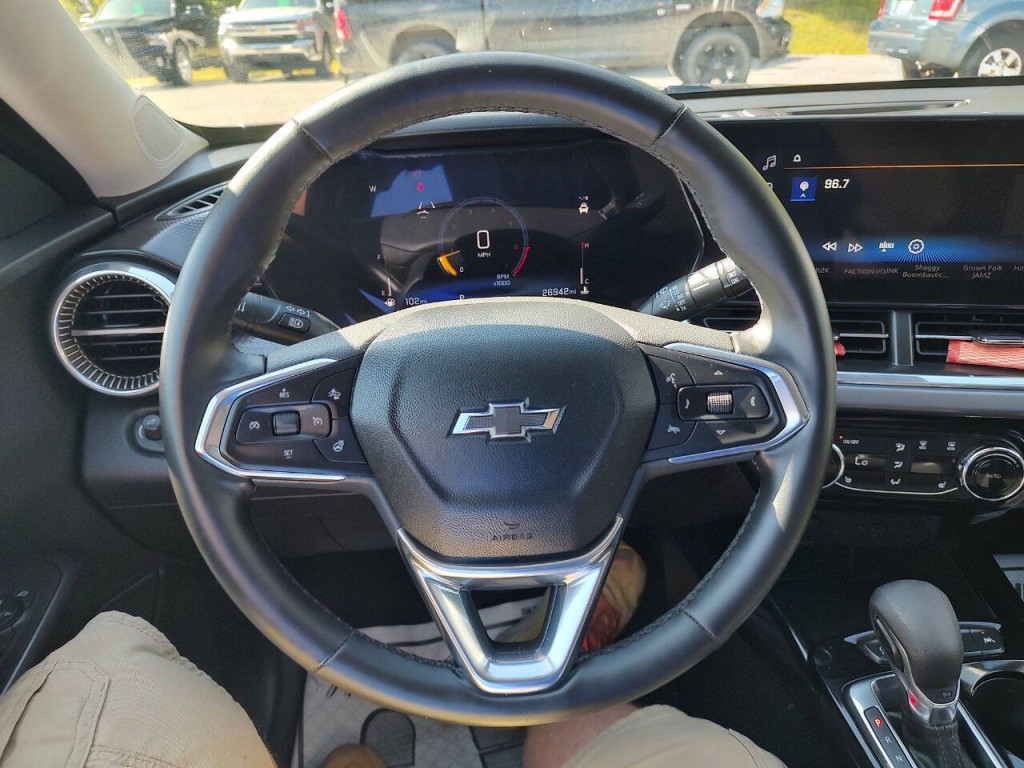 2025 Chevrolet Trax Image 47