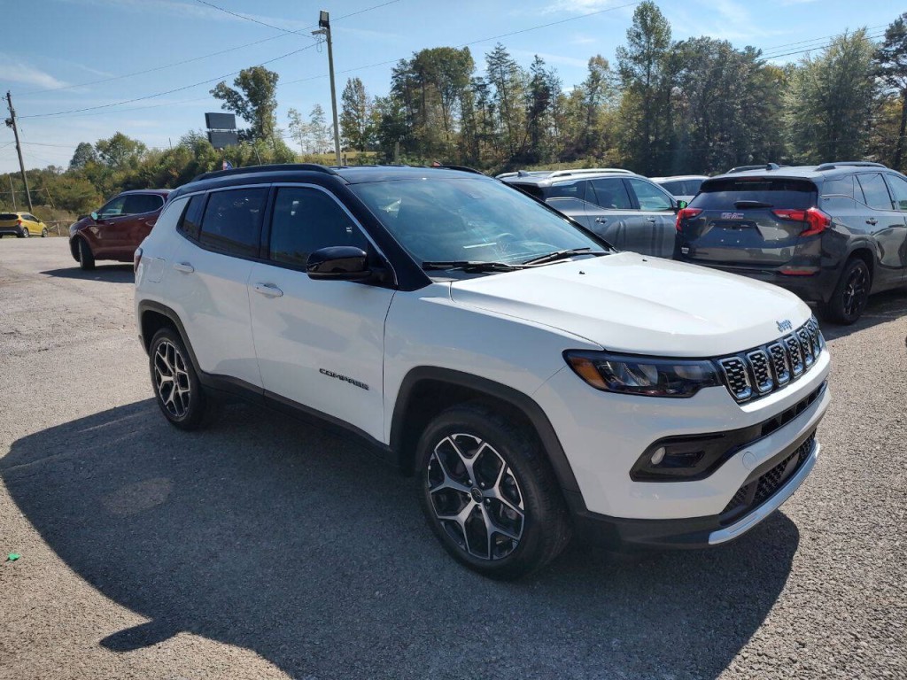 2025 Jeep Compass Image 4