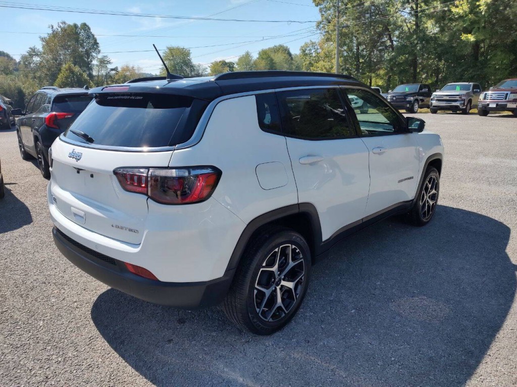2025 Jeep Compass Image 6