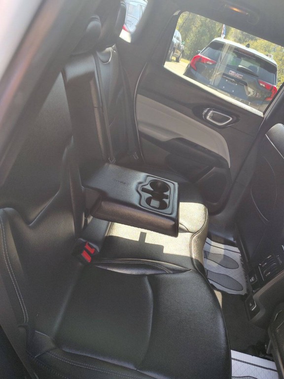 2025 Jeep Compass Image 37