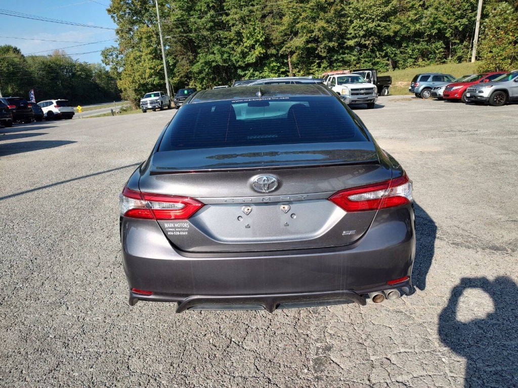 2019 Toyota Camry Image 7