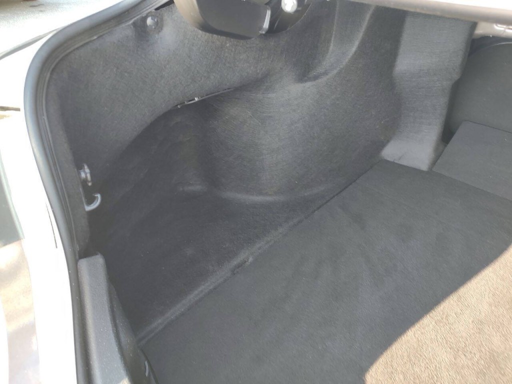 2019 Toyota Camry Image 17