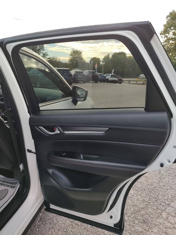 2023 Mazda CX-5 Image 40