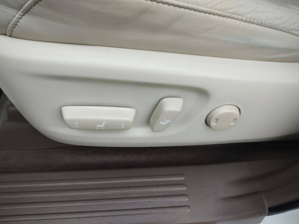 2013 Lexus GX 460 Image 22