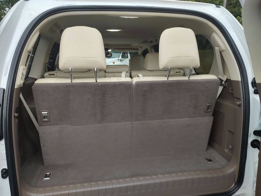 2013 Lexus GX 460 Image 35