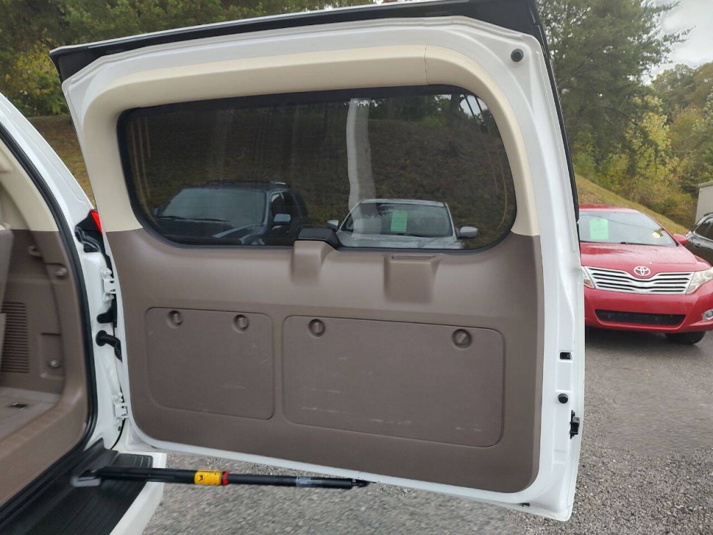 2013 Lexus GX 460 Image 36