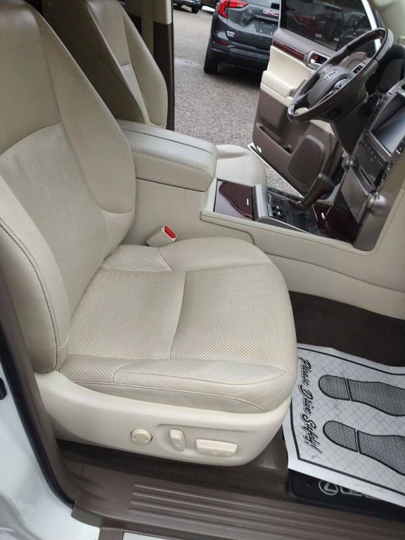 2013 Lexus GX 460 Image 45