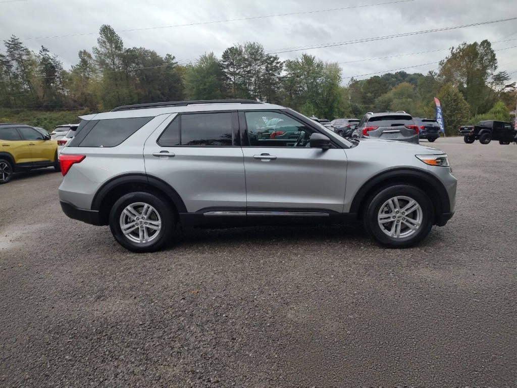 2023 Ford Explorer Image 5