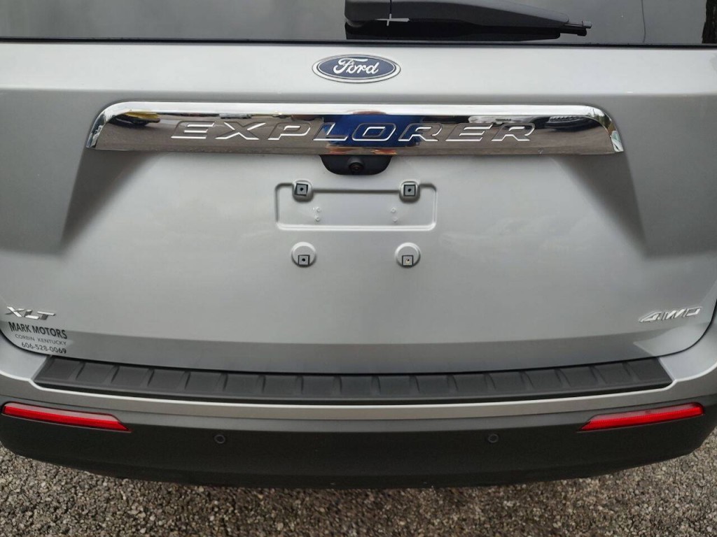 2023 Ford Explorer Image 14