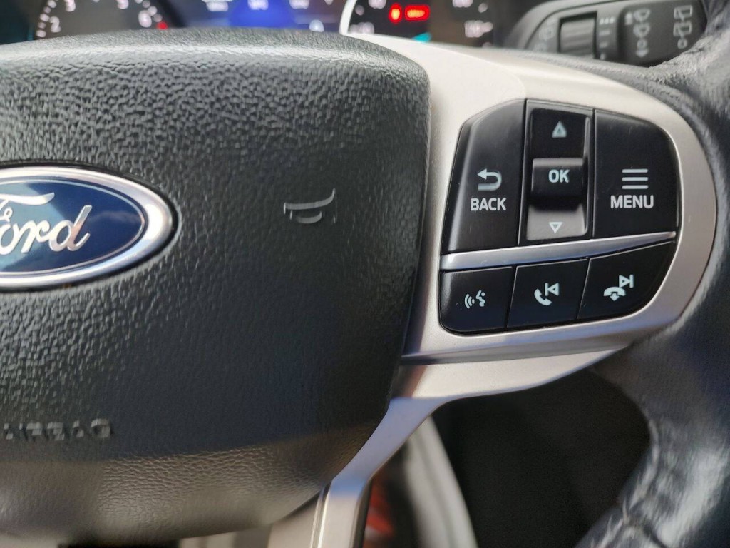 2023 Ford Explorer Image 53