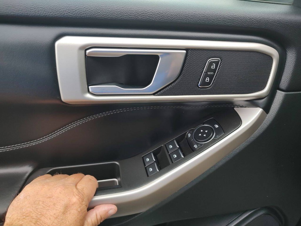 2023 Ford Explorer Image 61