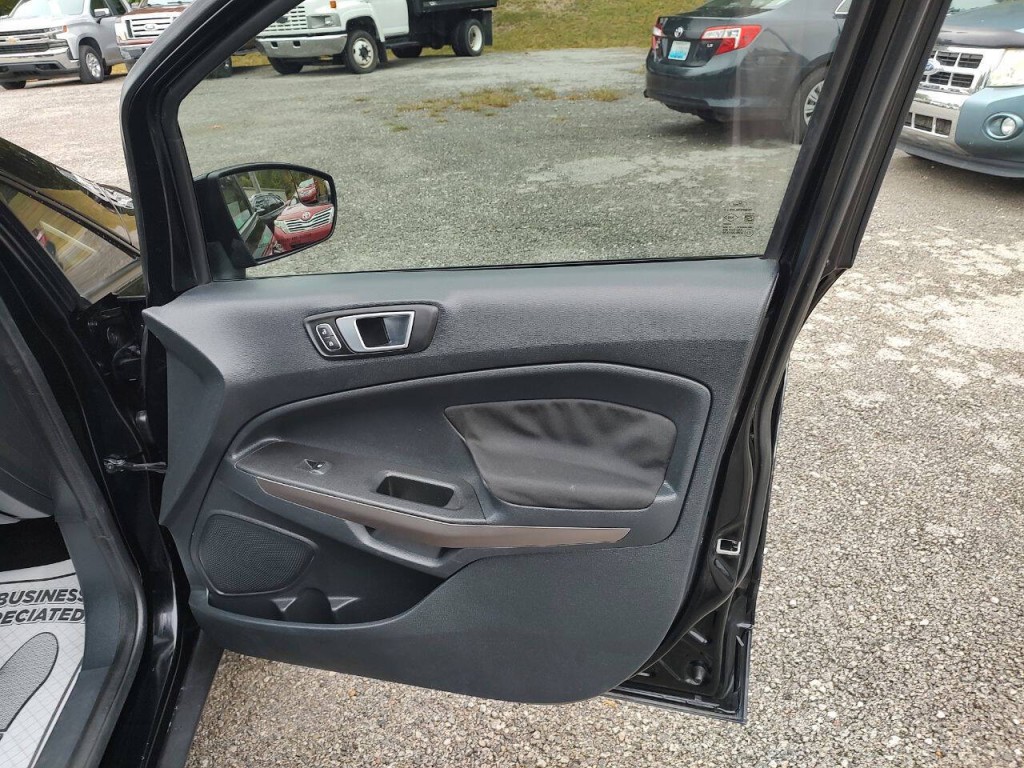 2019 Ford Econoline Image 28