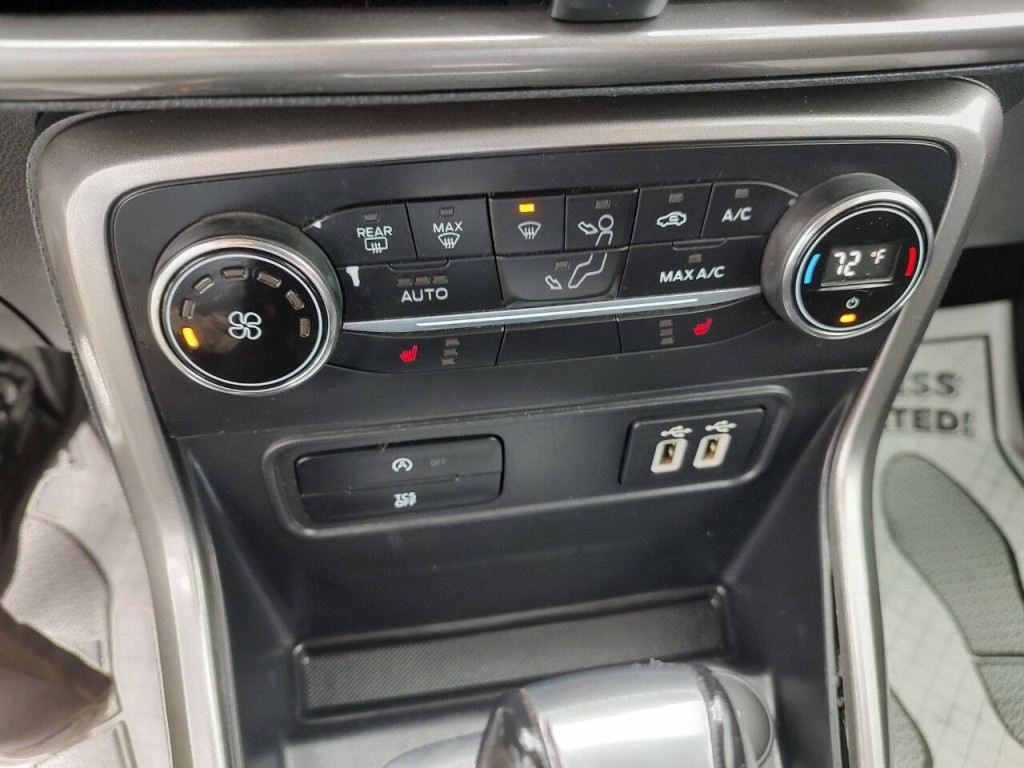 2019 Ford Econoline Image 33
