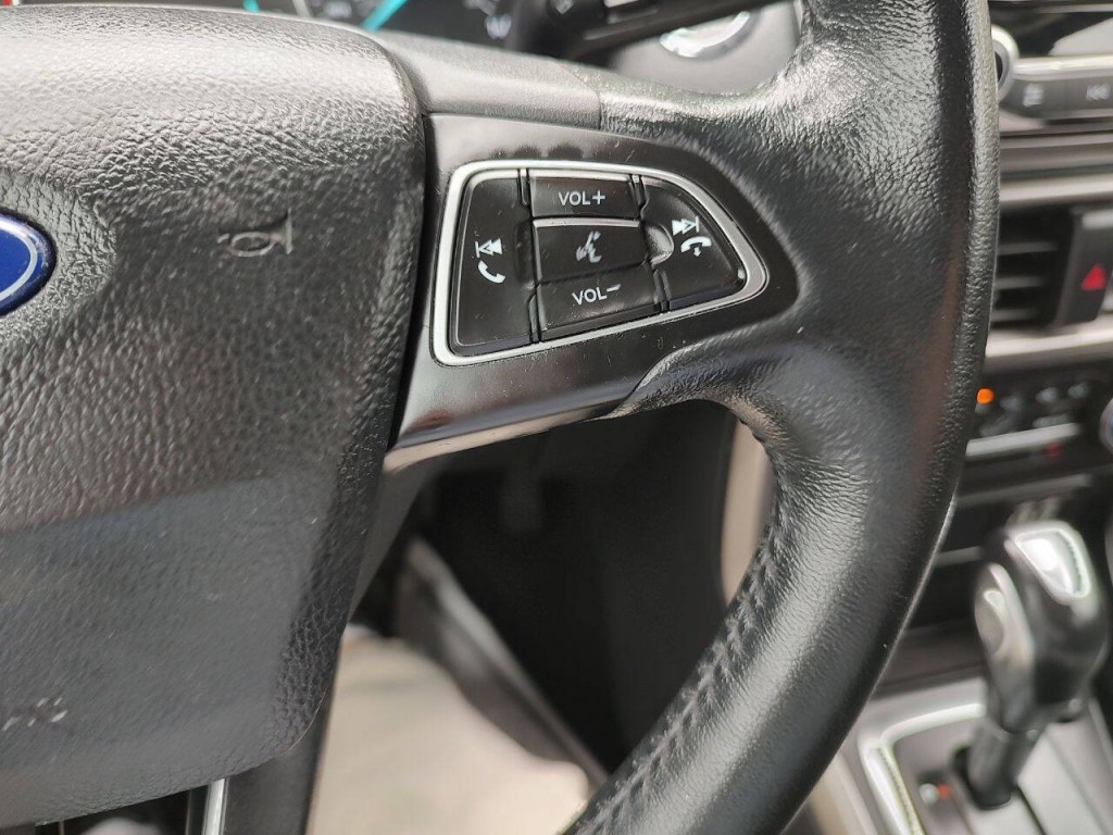 2019 Ford Econoline Image 38
