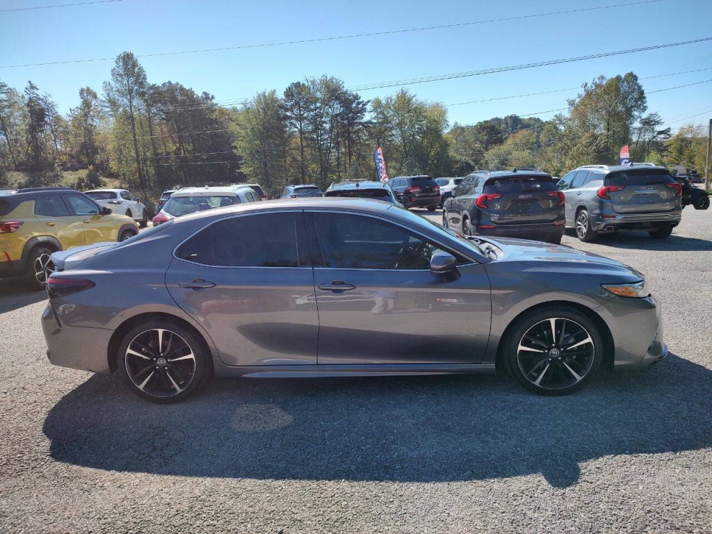 2019 Toyota Camry Image 5