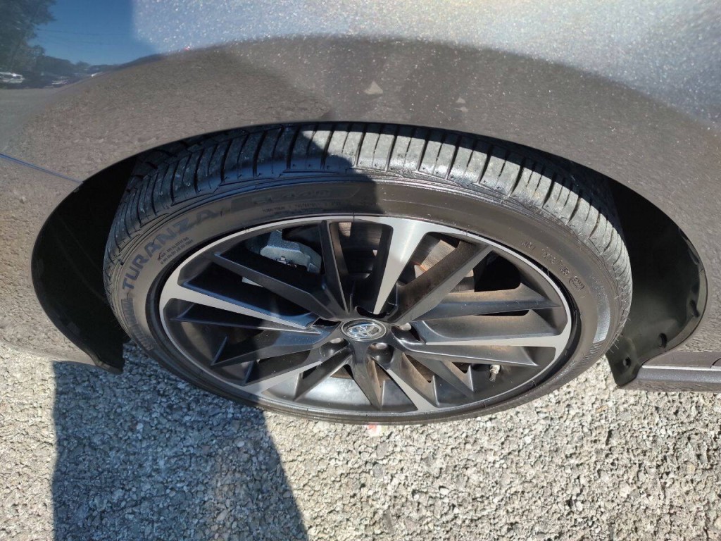 2019 Toyota Camry Image 10
