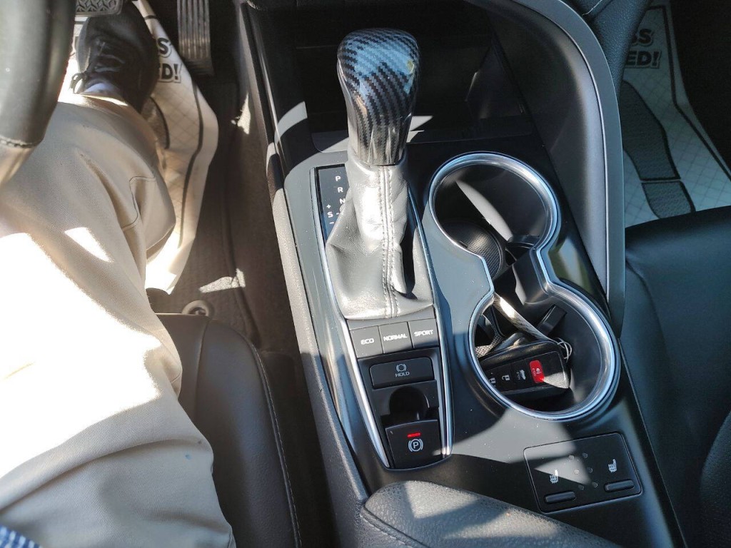 2019 Toyota Camry Image 37