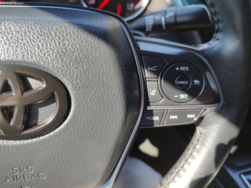 2019 Toyota Camry Image 42