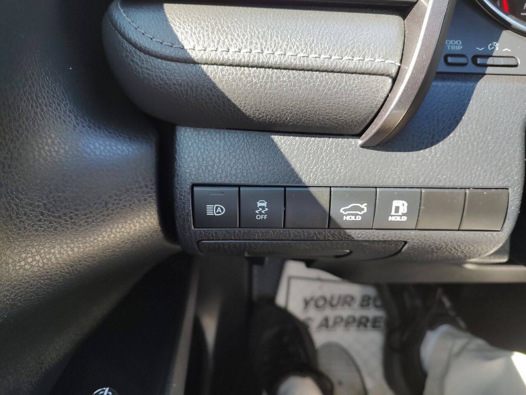 2019 Toyota Camry Image 45