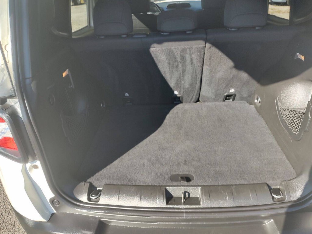 2017 Jeep Renegade Image 22