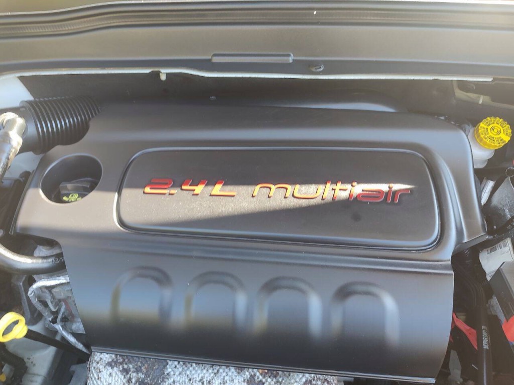2017 Jeep Renegade Image 43