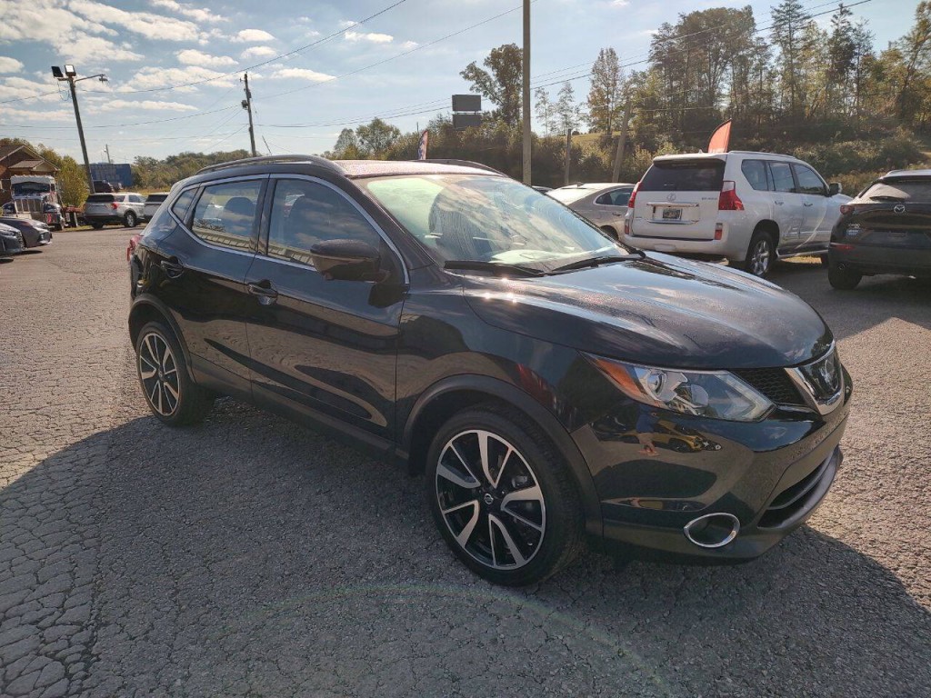 2019 Nissan Rogue Image 4