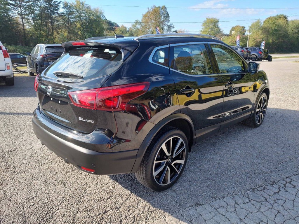 2019 Nissan Rogue Image 6