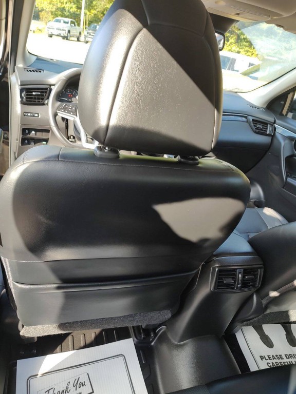 2019 Nissan Rogue Image 27