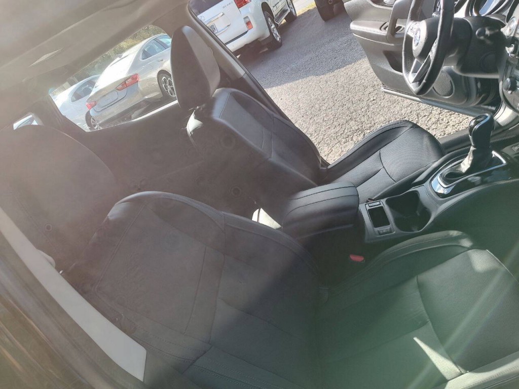 2019 Nissan Rogue Image 37