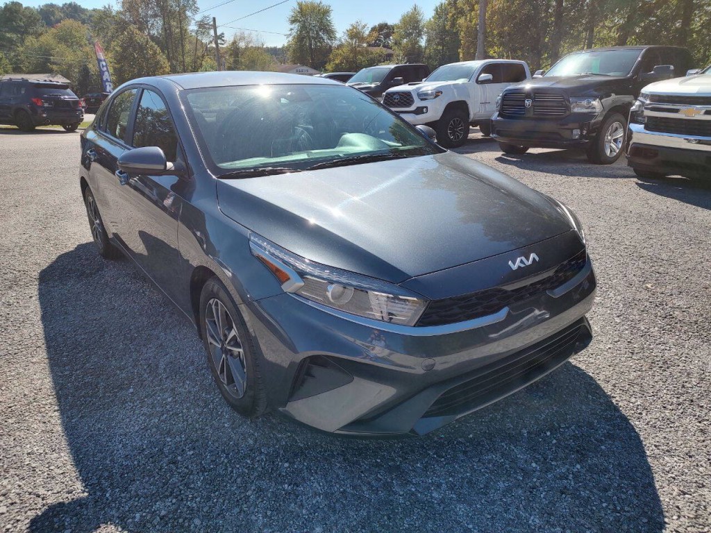 2024 Kia Forte Image 4