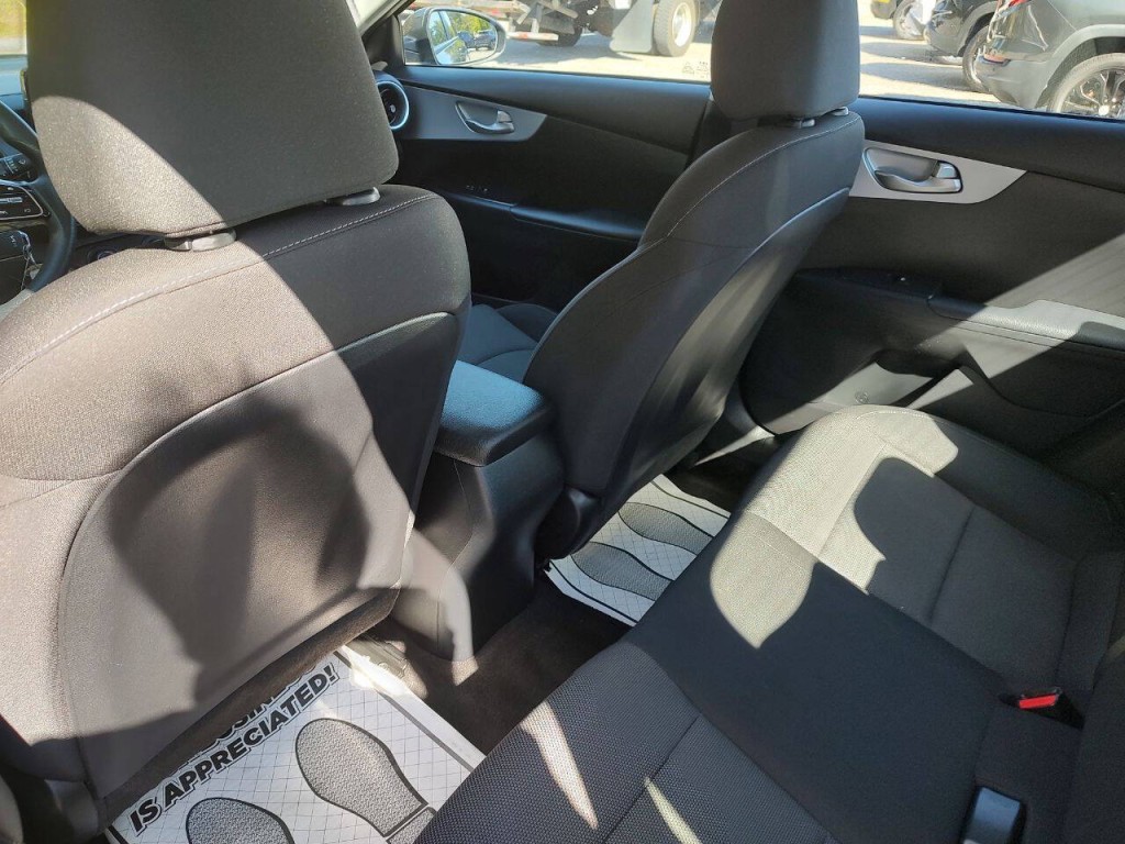 2024 Kia Forte Image 18
