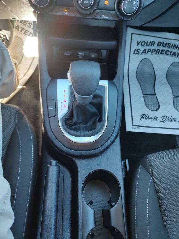 2024 Kia Forte Image 35